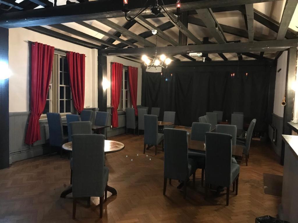 Bugle Hotel Titchfield Buitenkant foto