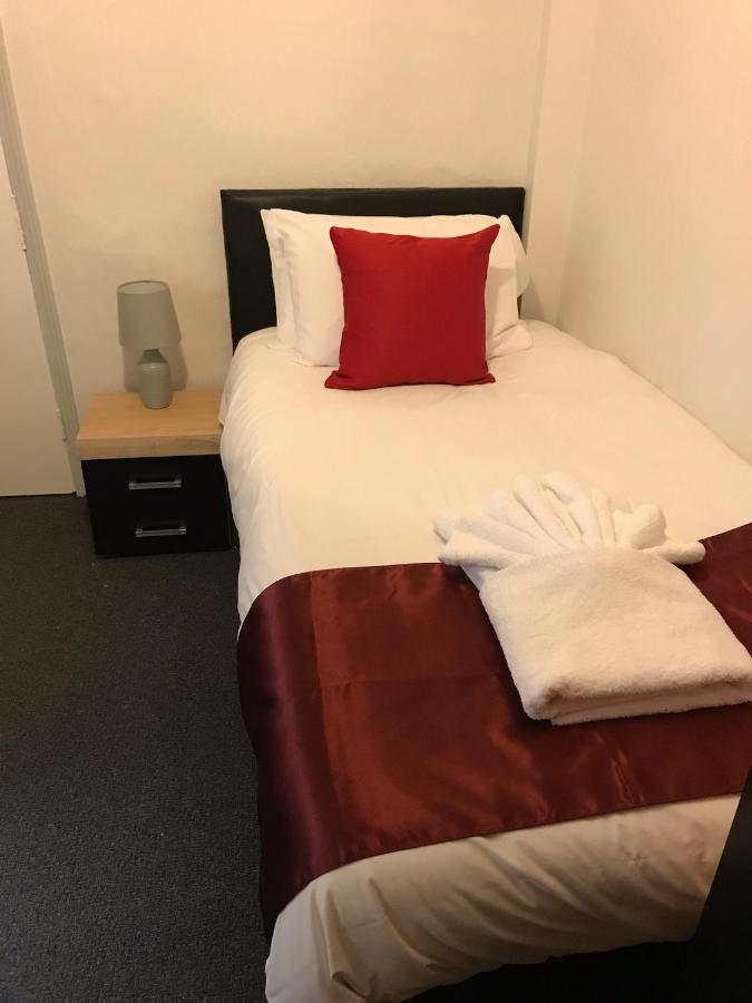 Bugle Hotel Titchfield Buitenkant foto